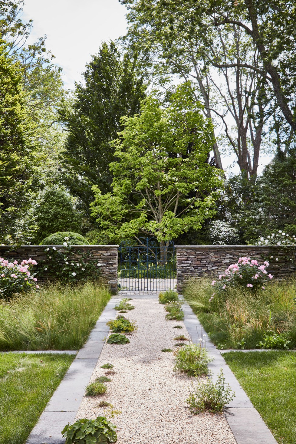 P664 Ngoc Minh Ngo N35 Medium